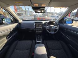 2023 Mitsubishi ASX ES