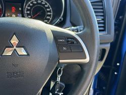 2023 Mitsubishi ASX ES