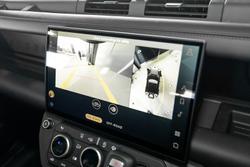2025 Land Rover Defender 90 P425 X-Dynamic SE