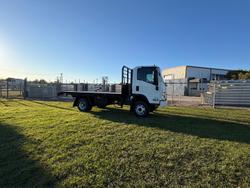 2025 Isuzu N Series NPS 75/45-155 White