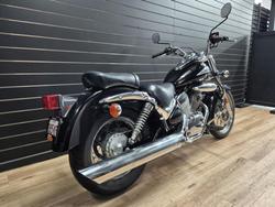 2008 SUZUKI VL250 (LC250 INTRUDER) Black