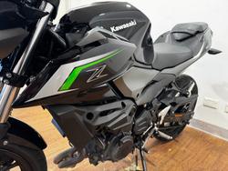 2024 Kawasaki Z500 Black
