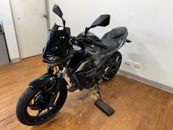 2024 Kawasaki Z500 Black
