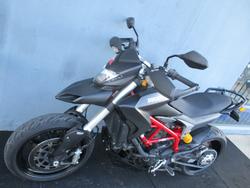 2013 DUCATI HYPERMOTARD 821 Black