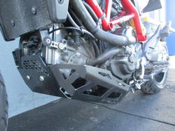 2013 DUCATI HYPERMOTARD 821 Black