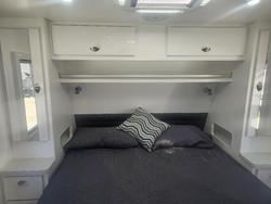 2022 Cosy Cab Kirkston
