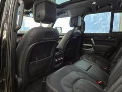 2021 Land Rover Defender 110 D300 X-Dynamic HSE