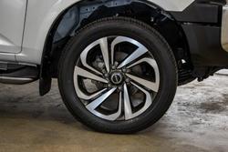 2022 Isuzu MU-X LS-M