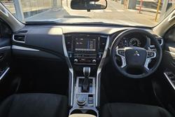 2024 Mitsubishi Pajero Sport GLX
