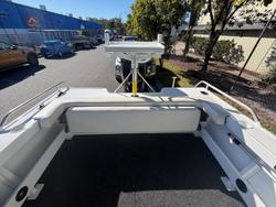2026 QUINTREX 430 Fishabout Pro