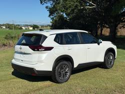 2026 NISSAN XTRAIL ST