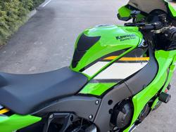 2025 Kawasaki NINJA ZX-10R Green