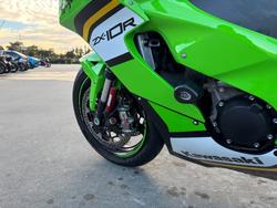 2025 Kawasaki NINJA ZX-10R Green