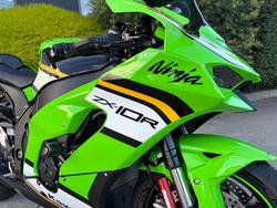 2025 Kawasaki NINJA ZX-10R Green