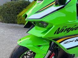 2025 Kawasaki NINJA ZX-10R Green