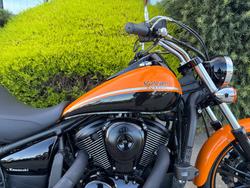2021 Kawasaki VULCAN 900 (VN900) CLASSIC Orange