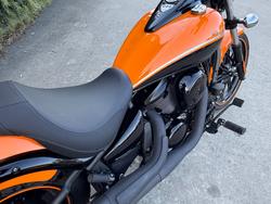 2021 Kawasaki VULCAN 900 (VN900) CLASSIC Orange