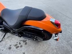 2021 Kawasaki VULCAN 900 (VN900) CLASSIC Orange