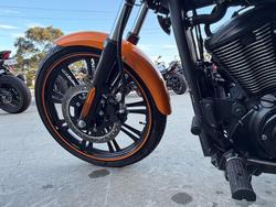 2021 Kawasaki VULCAN 900 (VN900) CLASSIC Orange