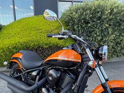 2021 Kawasaki VULCAN 900 (VN900) CLASSIC Orange