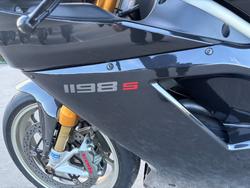2009 DUCATI 1198 S Black