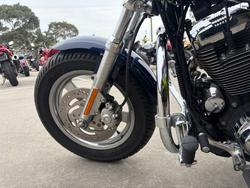 2012 HARLEY-DAVIDSON XL1200C 1200 CUSTOM Blue
