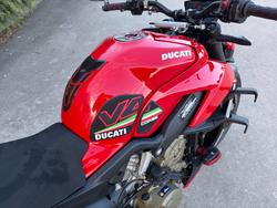2020 DUCATI STREETFIGHTER V4 Red