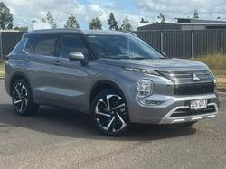 2022 Mitsubishi Outlander Exceed