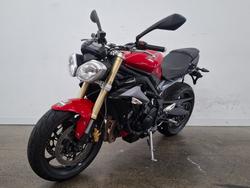 2014 Triumph STREET TRIPLE 660 Red