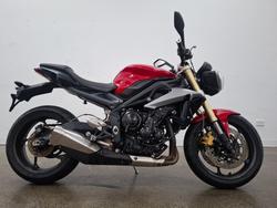 Triumph Street Triple 660