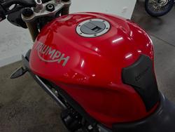2014 Triumph STREET TRIPLE 660 Red