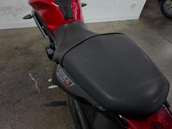 2014 Triumph STREET TRIPLE 660 Red