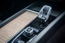 2025 Volvo XC60 Ultra B5 Dark
