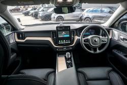 2025 Volvo XC60 Ultra B5 Dark