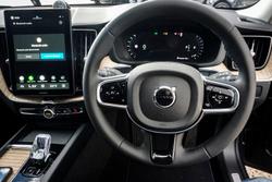 2025 Volvo XC60 Ultra B5 Dark