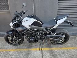 2026 Kawasaki Z900 (ZR900STFNN) WHITE