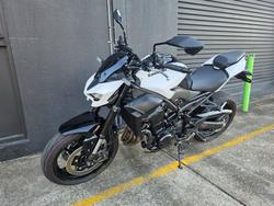 2026 Kawasaki Z900 (ZR900STFNN) WHITE