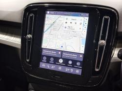 2025 Volvo XC40 Plus B4
