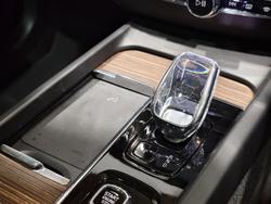 2023 Volvo XC60 Recharge Ultimate T8 Plug-In Hybrid