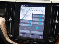 2023 Volvo XC60 Recharge Ultimate T8 Plug-In Hybrid