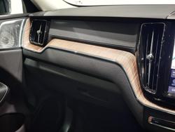 2023 Volvo XC60 Recharge Ultimate T8 Plug-In Hybrid