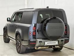 2025 Land Rover Defender 130 P400 X-Dynamic SE
