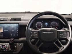 2025 Land Rover Defender 130 P400 X-Dynamic SE