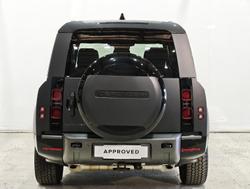2025 Land Rover Defender 130 P400 X-Dynamic SE