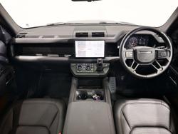 2025 Land Rover Defender 130 P400 X-Dynamic SE