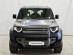 2025 Land Rover Defender 130 P400 X-Dynamic SE