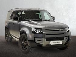 2025 Land Rover Defender 130 P400 X-Dynamic SE