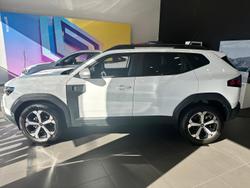 2025 Renault Duster Techno