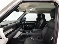2022 Land Rover Defender 110 P400 S