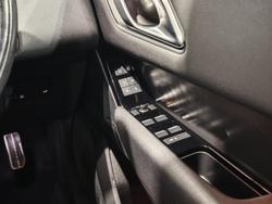 2024 Land Rover Range Rover Velar P250 Dynamic SE